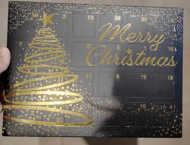 Calendrier de l&#039;avent 24 cases